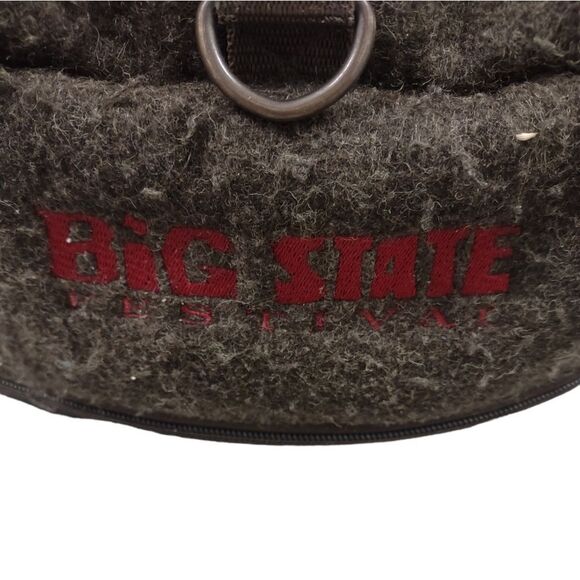 Burton backpack with aux jack - Picture 5 of 15